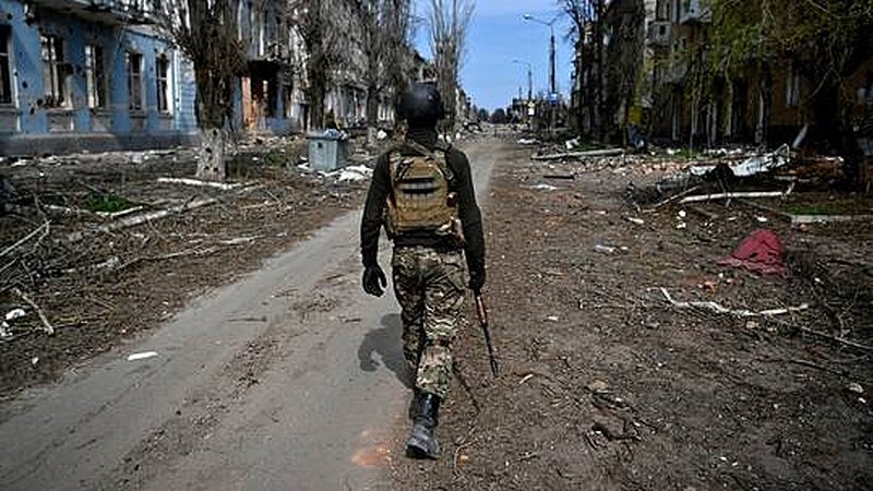 Click to enlarge russian wagner soldier donbass
