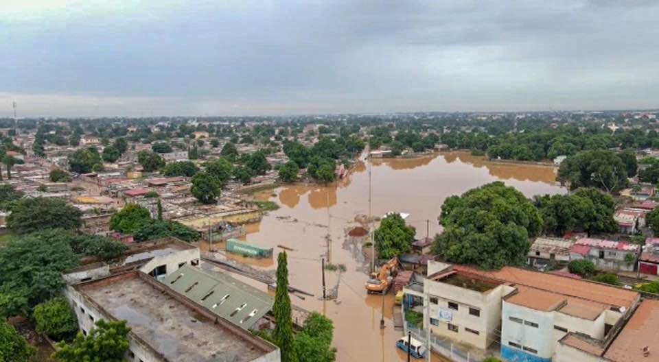 Click to enlarge Floods in Luanda, Angola, April 2023.