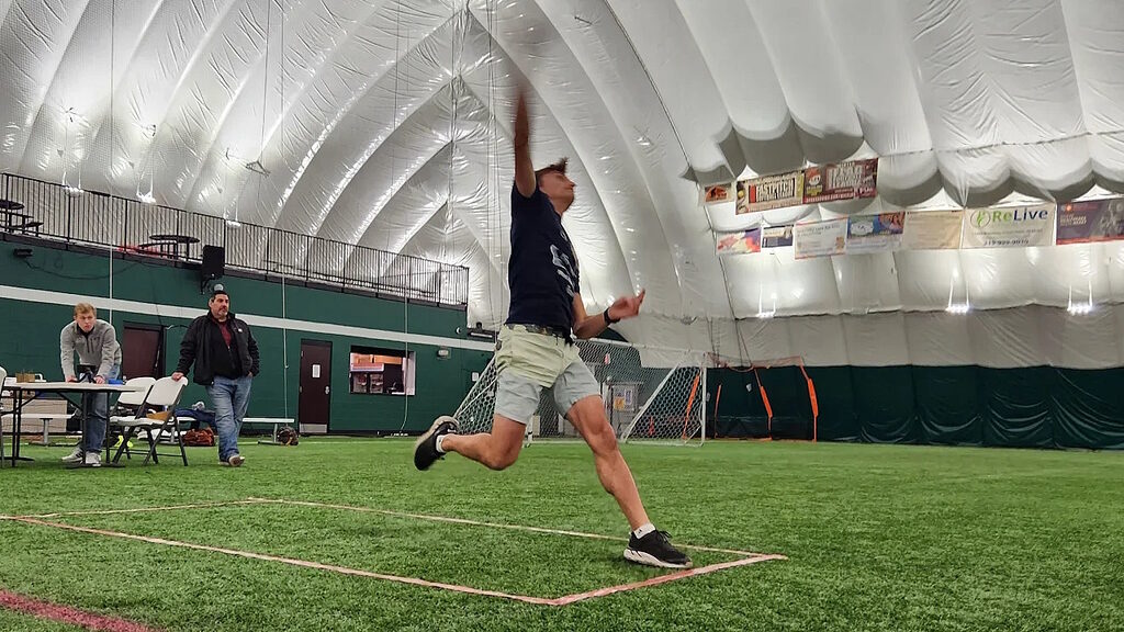distance record paper airplane boeing