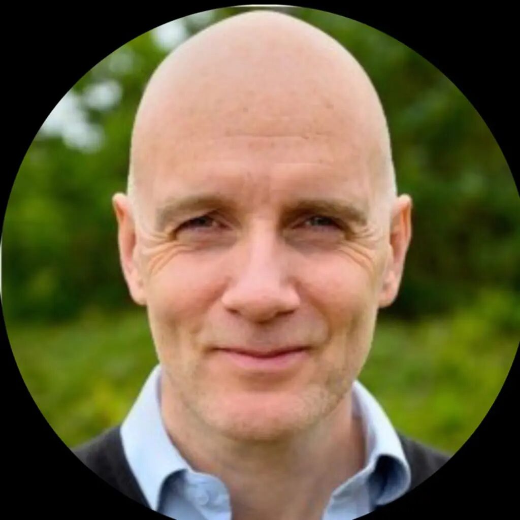 Click to enlarge Author and TV producer David Whelan