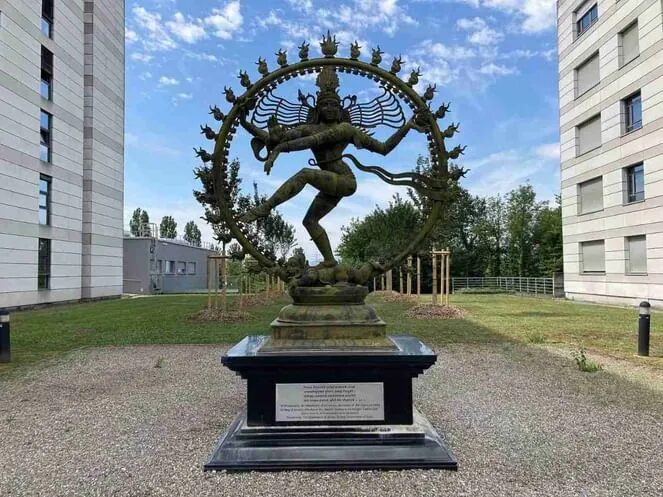 shiva statue