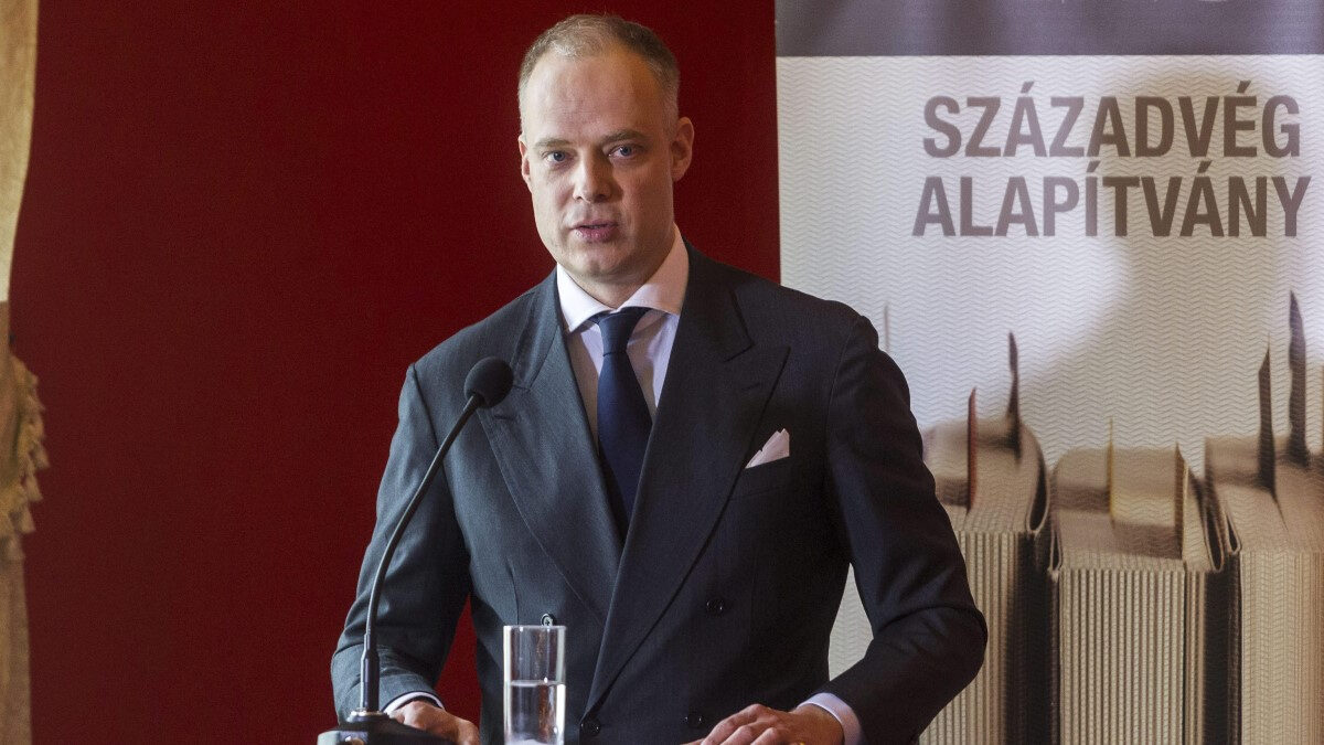Hungarian Defense Minister Kristof Szalay-Bobrovniczky