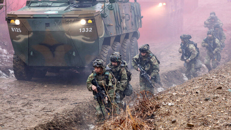 Click to enlarge U.S. soldiers from the 2nd Infantry Division