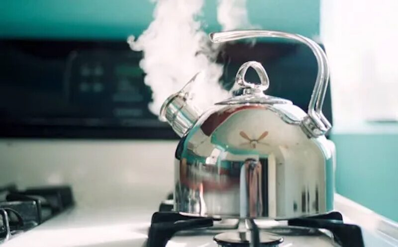 tea kettle