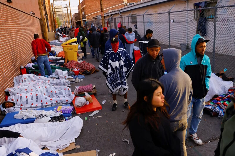 Click to enlarge illegal migrants el paso texas
