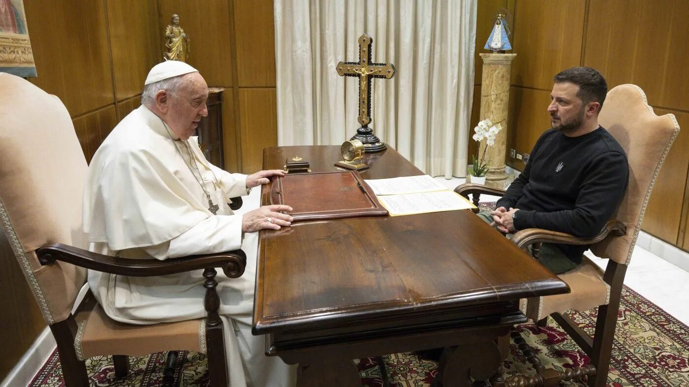 Click to enlarge A Nazi and the pope
