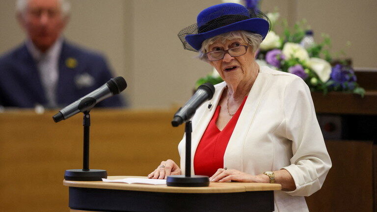Click to enlarge Ann Widdecombe