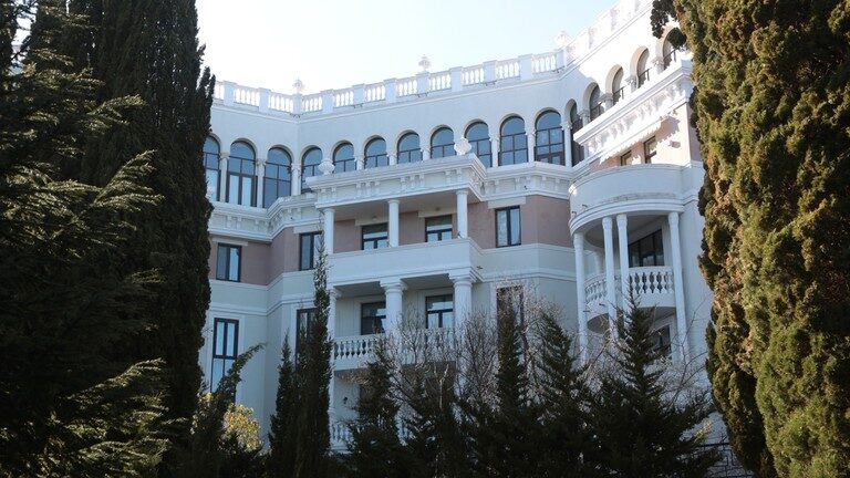 Zelensky luxury apartment seized