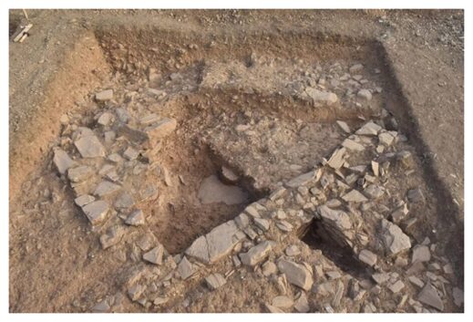 Click to enlarge Iron Age house2