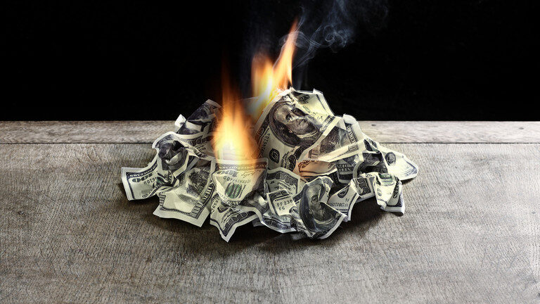 collapsing dollar