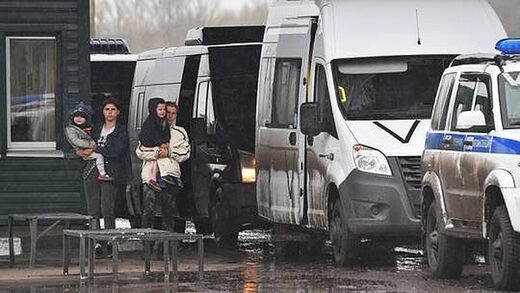 ukraine refugees russian border