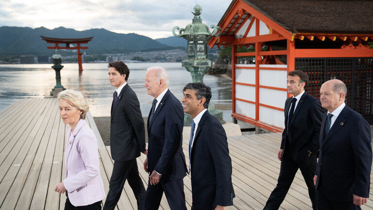 Click to enlarge G7 leaders
