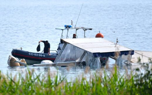 Click to enlarge mossad boat sink