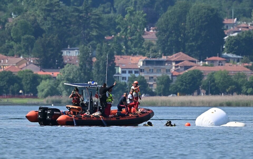 Click to enlarge mossad boat sink