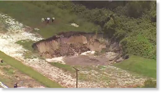 Large sinkhole forms near Scott Lake in Polk County