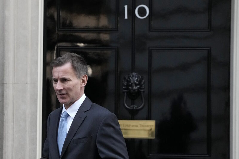 UK chancellor of the Exchequer Jeremy Hunt recession britain
