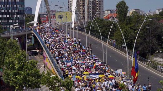 Click to enlarge Romania protest