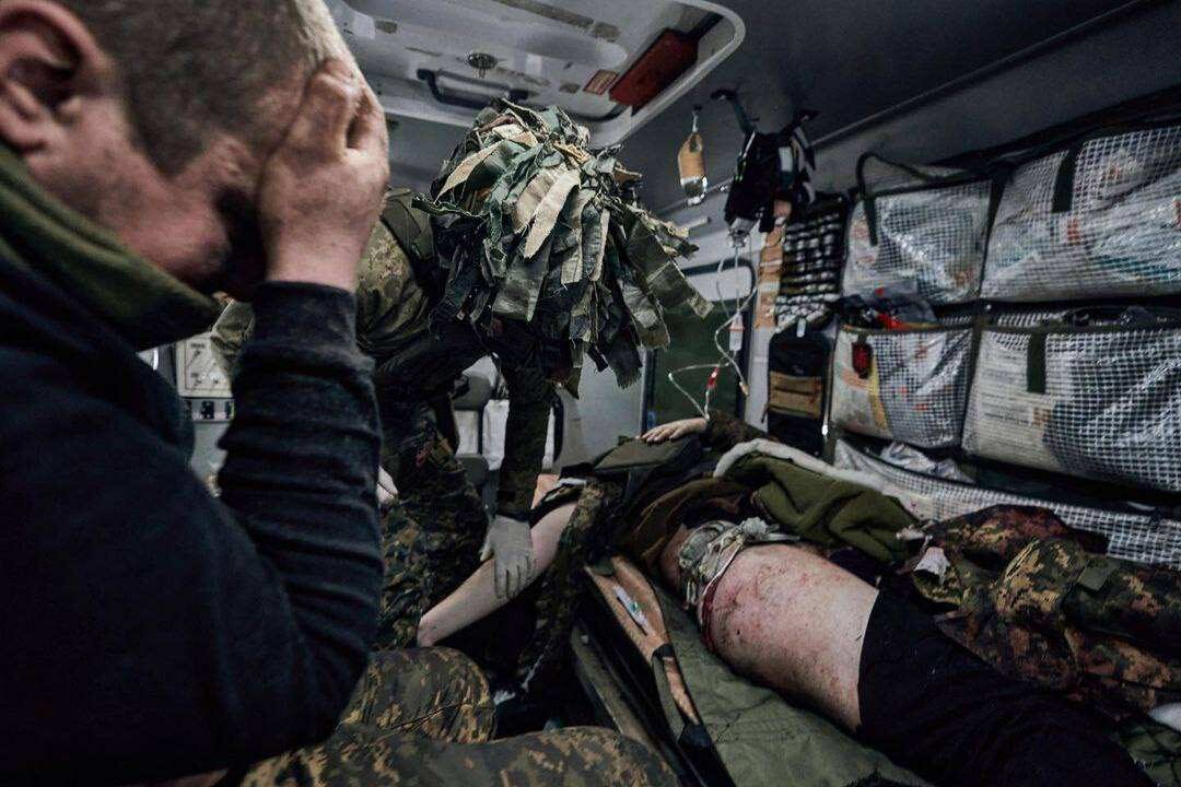 Click to enlarge injured ukrainian soldier