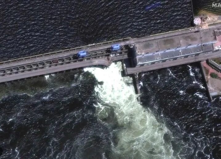 Click to enlarge Kakhovka Dam