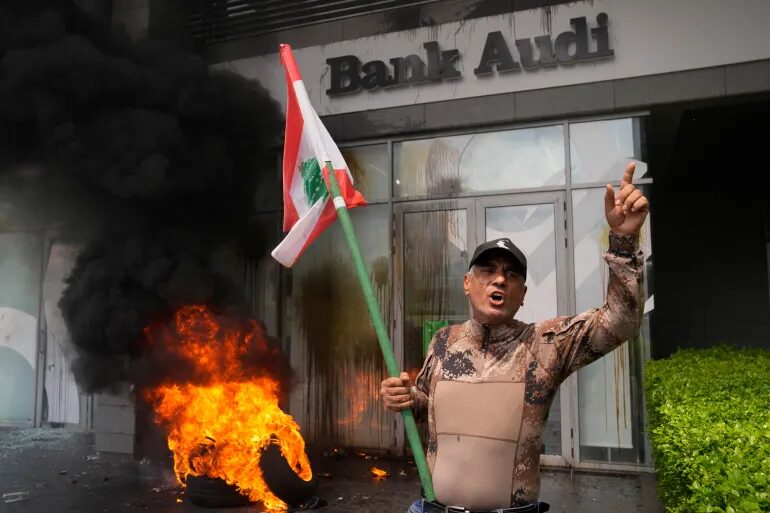 lebanon bank