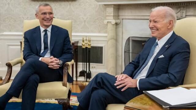 Click to enlarge The US President Joe Biden (R) met NATO Secretary-General Jens Stoltenberg