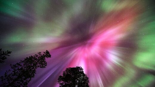 Click to enlarge aurora