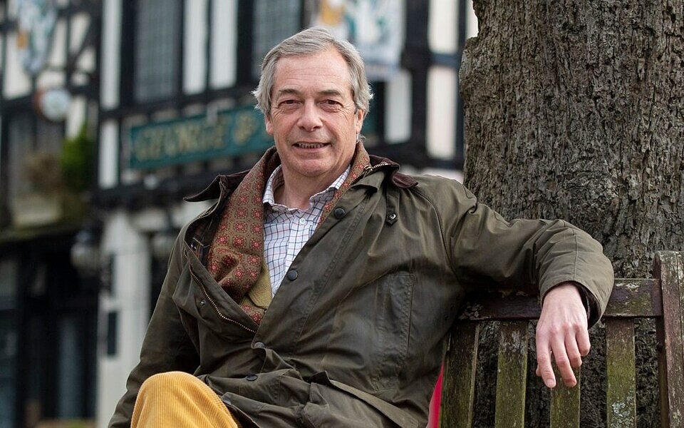 Click to enlarge Nigel Farage bank accounts closed