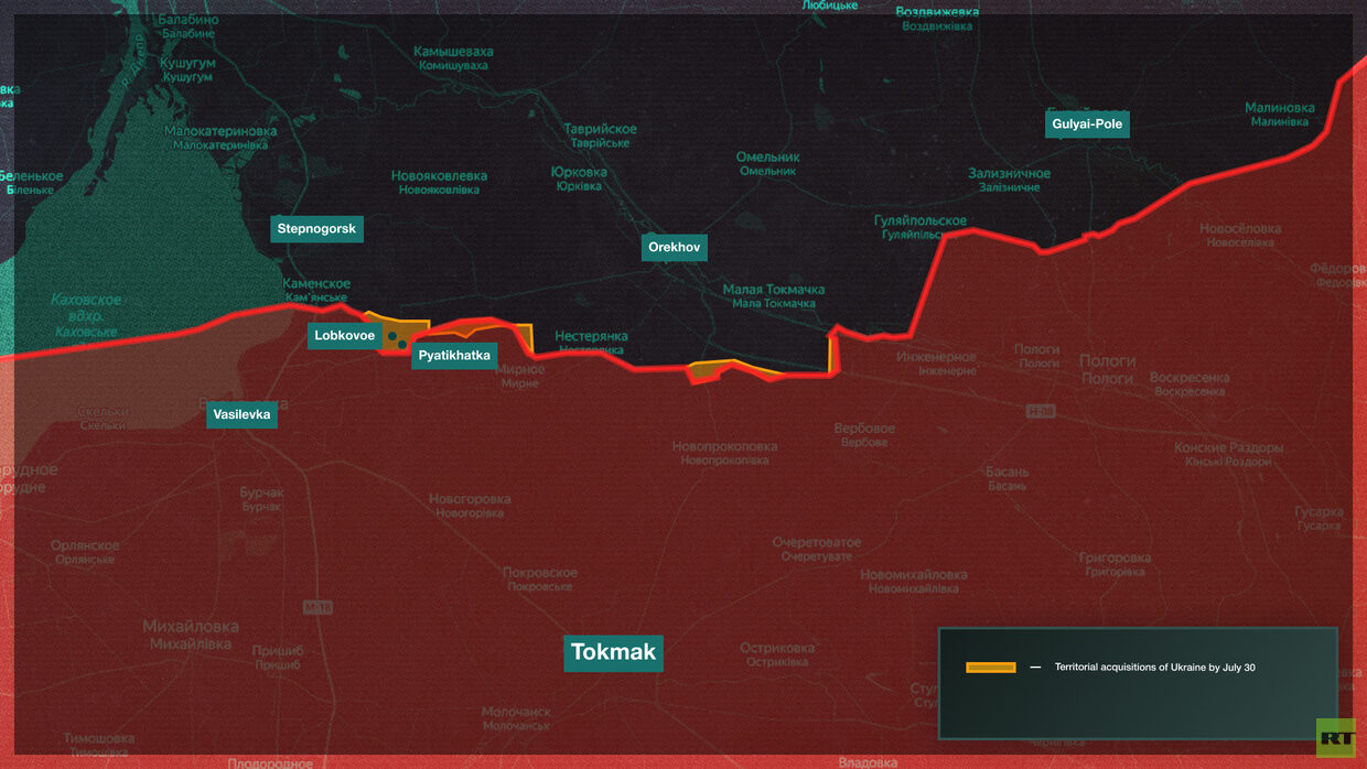 Russian Army defensive positions near the village of Zherebyanka.