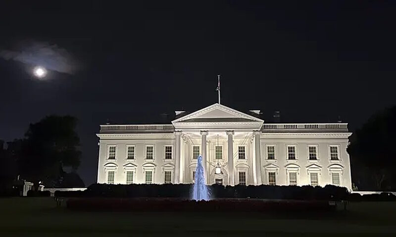 white house night shot