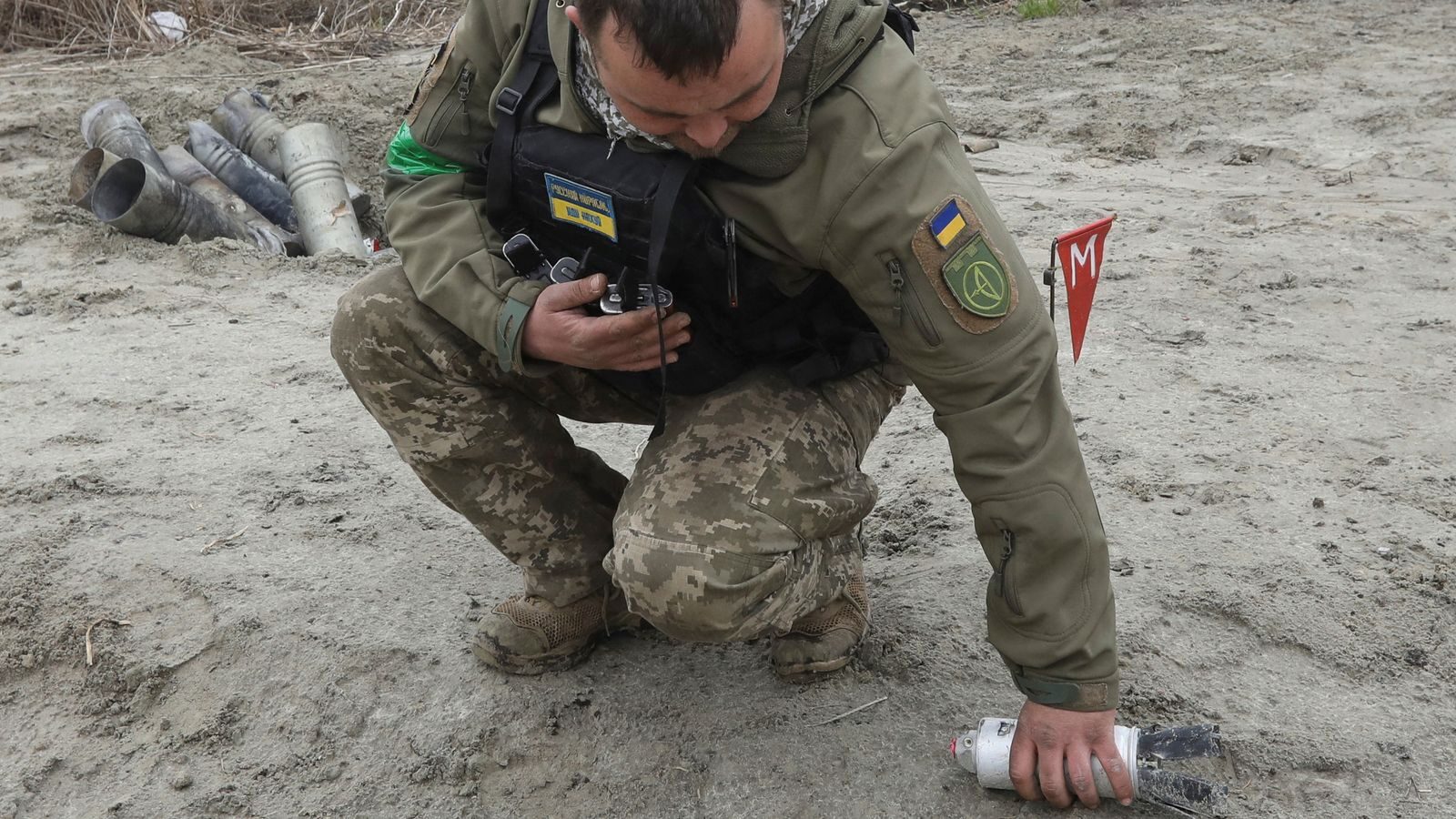 cluster bomb ukraine