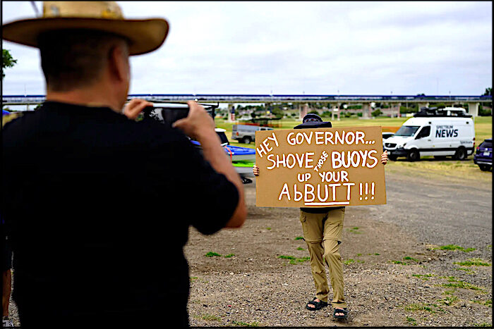 Click to enlarge sign talk