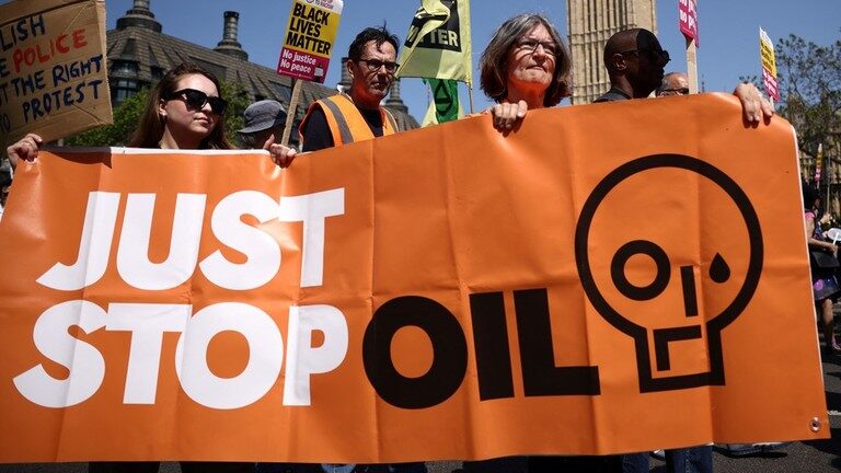Just Stop Oil protestors