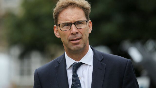 Click to enlarge tobias ellwood