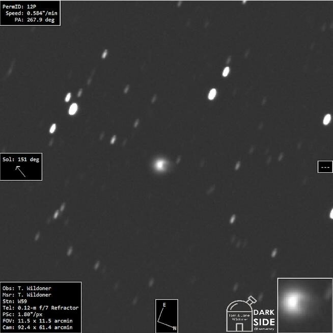 Комета 12p pons brooks. Комета Понса Брукса. Комета 12 п Понса Брукса. Комета Понса Брукса фото.