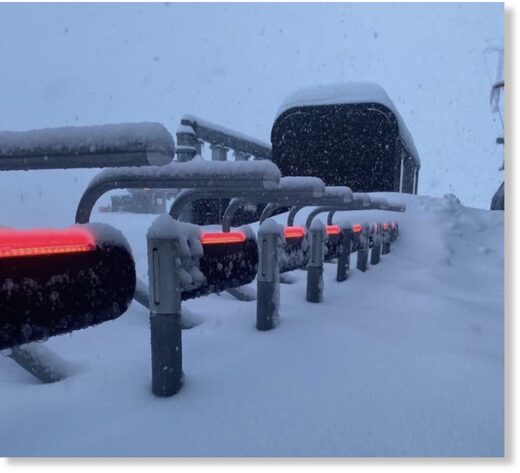 Mt Hutt received 70 cm (28 inches) of snow in the last 24 hours.