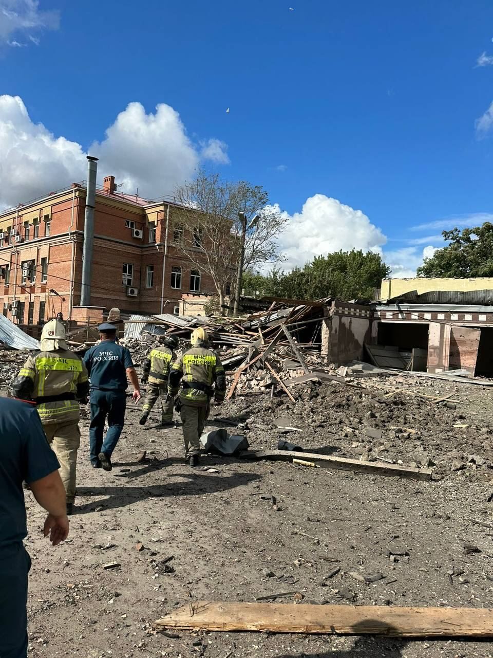 Click to enlarge Taganrog explosion russia