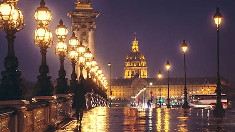 paris night streetlights
