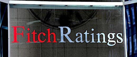 Fitch downgrades US credit rating, citing rising debt and political divisions