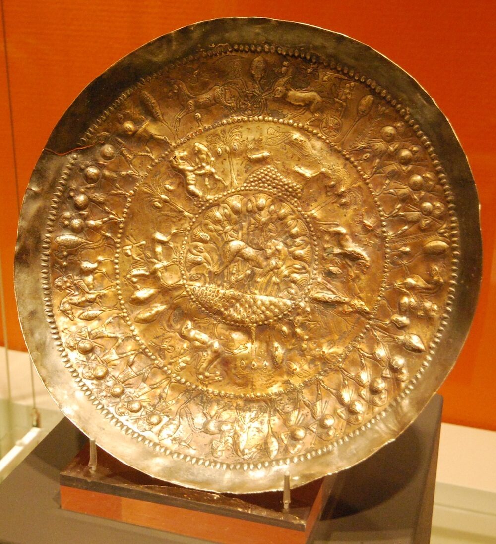 Click to enlarge Phoenician style crater