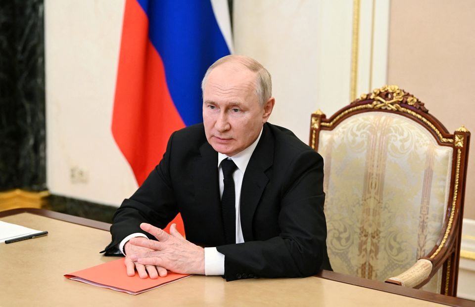 Click to enlarge putin