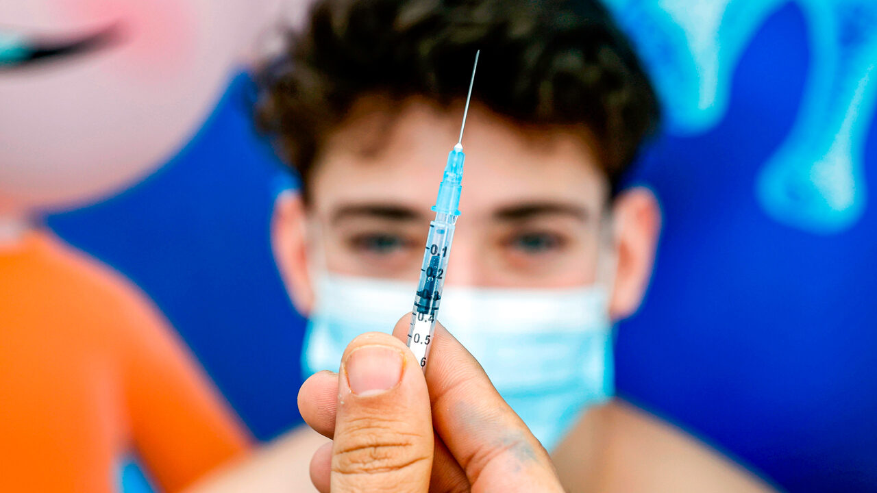 Click to enlarge vaccine covid