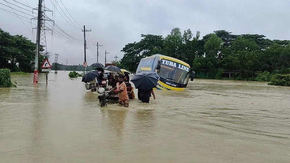 The passenger buses got marooned on the Chattogram-Cox's Bazar highway.