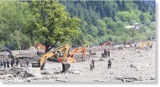 with over 200 people evacuated from the area. Photo: Ministry of Regional De