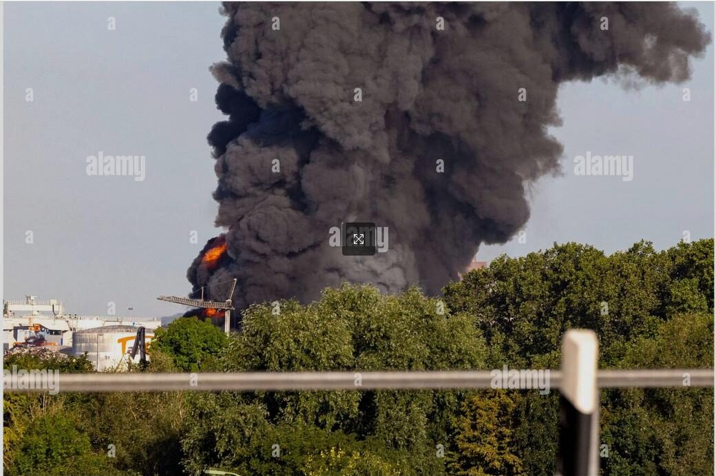 Click to enlarge duisburg fire