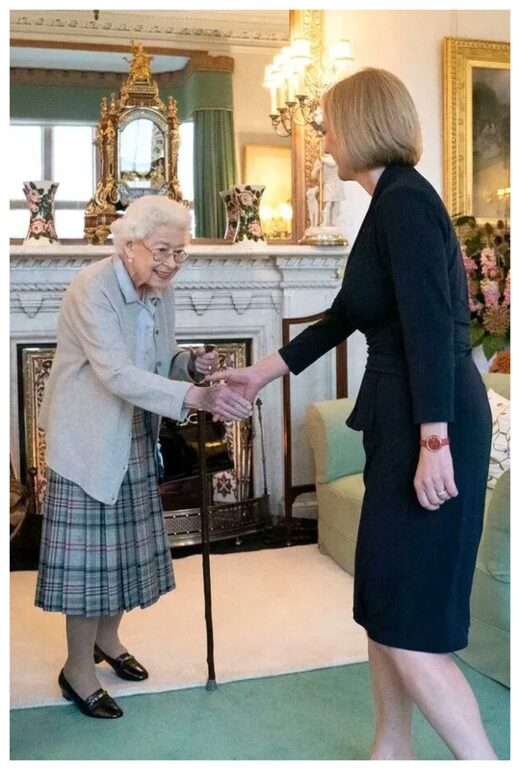 Queen & Truss