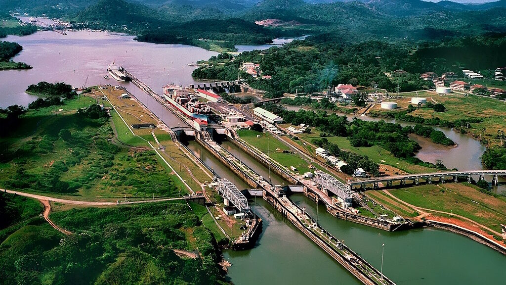 Click to enlarge panama canal aerial view