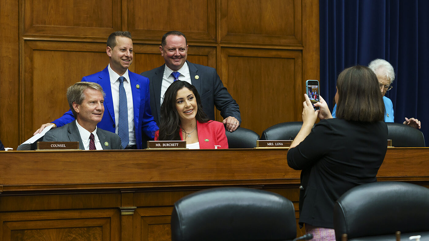 Click to enlarge uap hearing