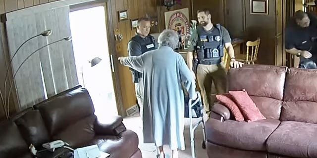 Click to enlarge eric mayer mother police raid marion county record newspaper