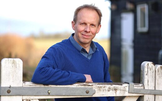 Dr Chris Smith