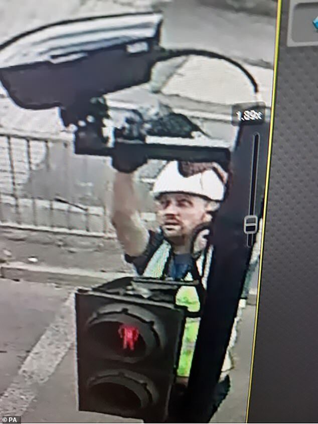Click to enlarge ULEZ cameras